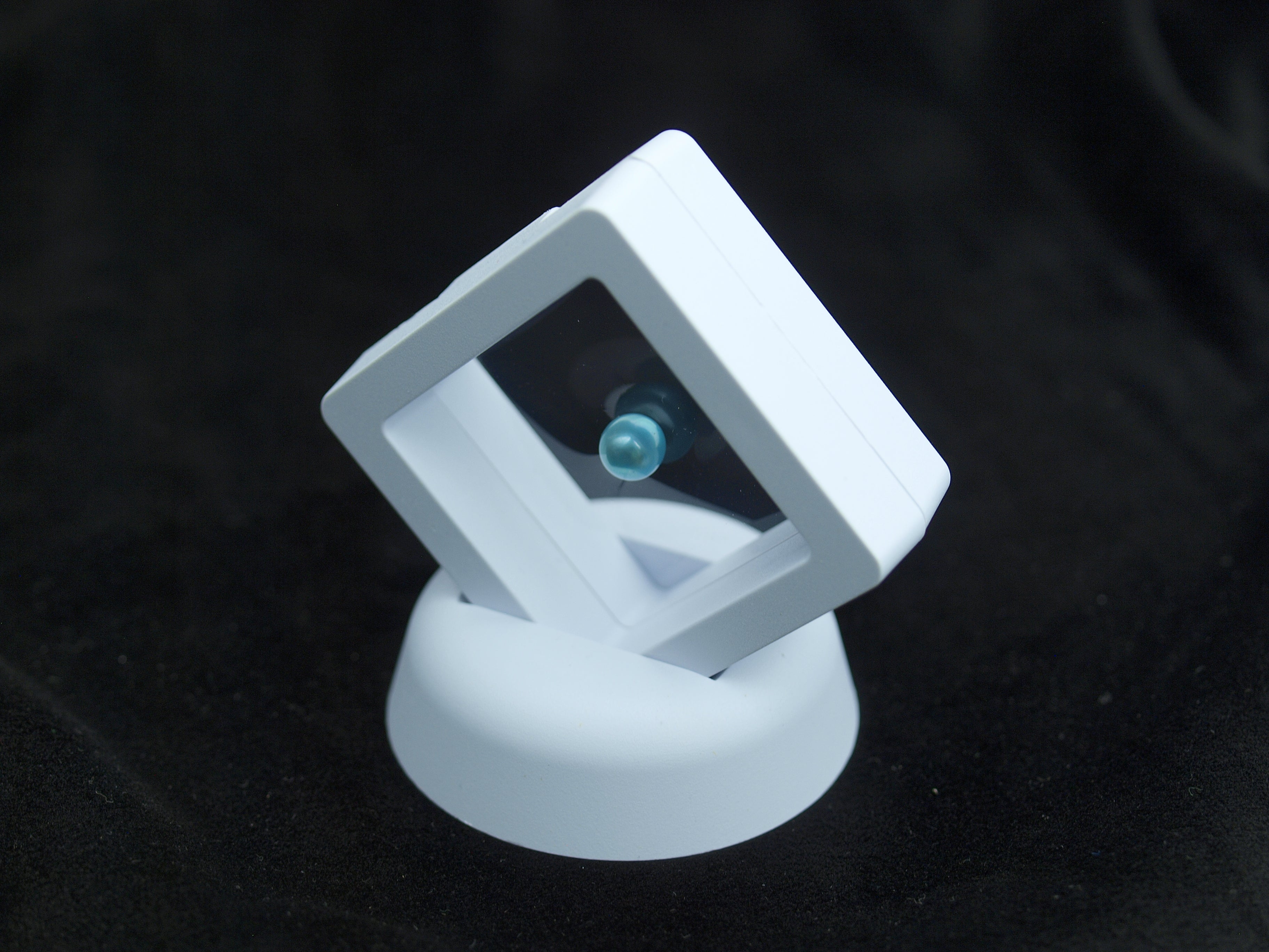 Floating Cases islandpearltraders