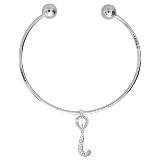 DIY Christmas Candy Cane Charm Bracelet