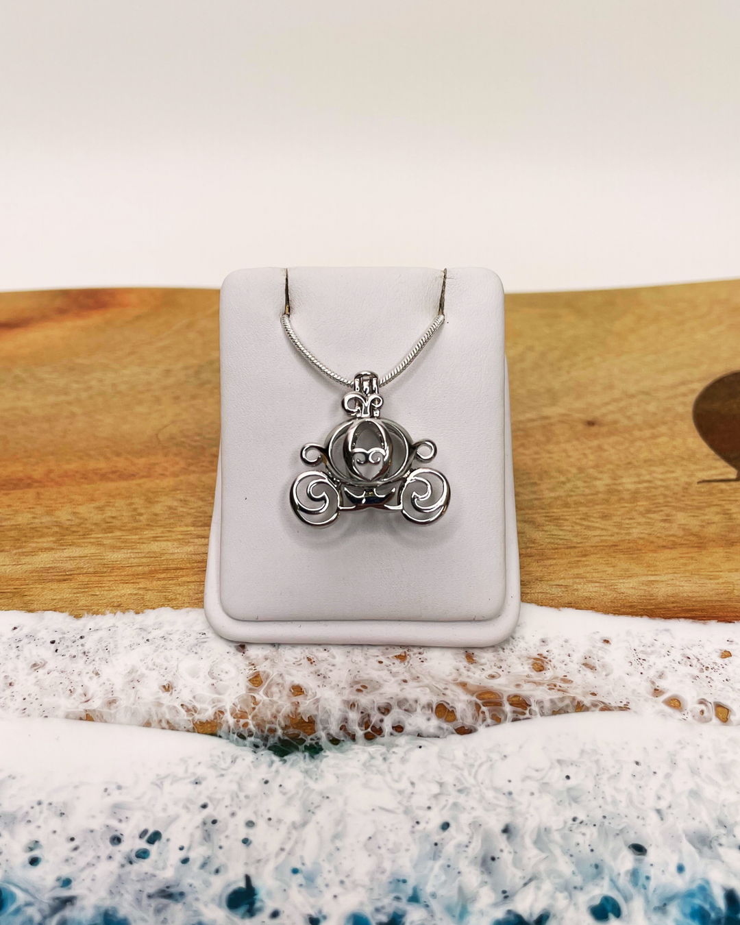 Keepsake Princess Carriage Pendant
