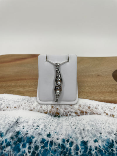 Keepsake Peas in a Pod Pendant